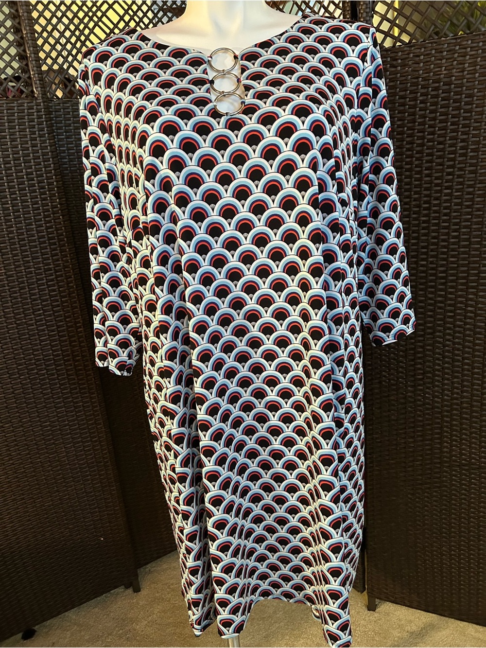 MSK Black, White & Red Geometric Long-Sleeve Midi Dress with Ring Detail - 3X